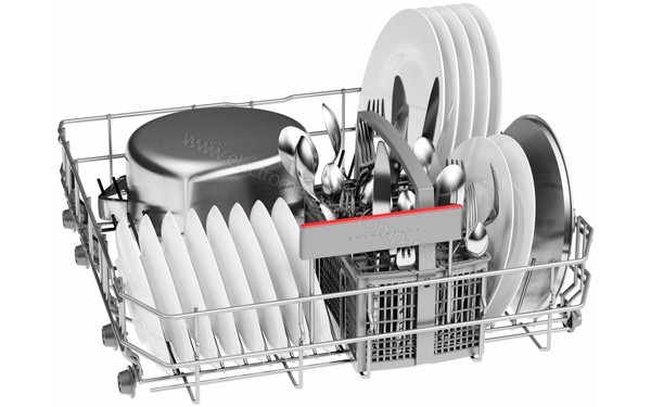 BOSCH SMV45GX02E - Vue du panier inf&eacute;rieur
