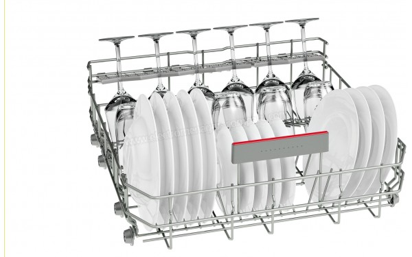 BOSCH SMV46NX03E - Vue du panier inf&eacute;rieur