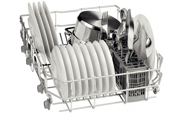 BOSCH SPS50E22EU - Vue du panier inf&eacute;rieur