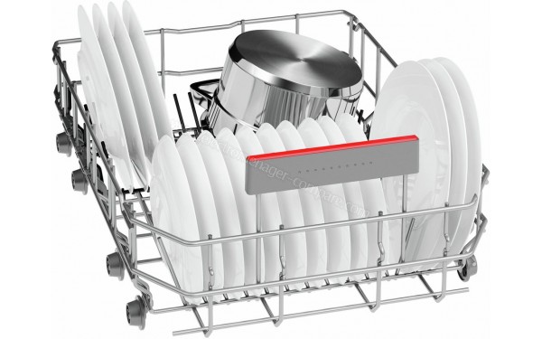 BOSCH SPV46MX01E - Vue du panier inf&eacute;rieur