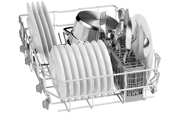 BOSCH SPV50E70EU - Vue du panier inf&eacute;rieur