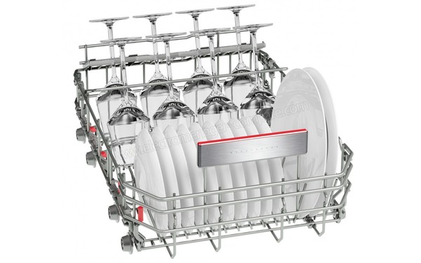 BOSCH SPV66TX04E - Vue du panier inf&eacute;rieur