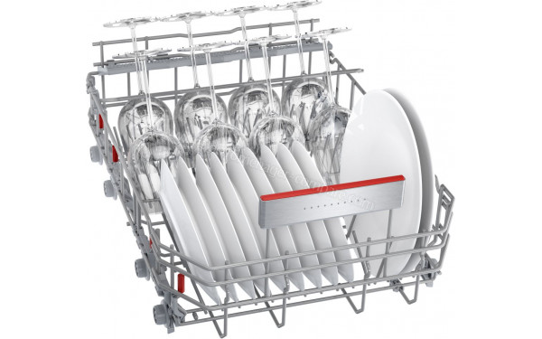 BOSCH SPV6EMX11E - Vue du panier inf&eacute;rieur