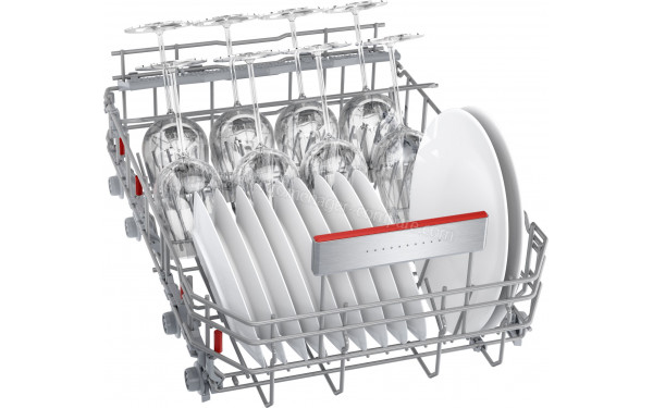 BOSCH SPV6YMX08F - Vue du panier inf&eacute;rieur