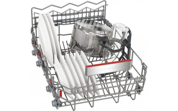 BOSCH SPV6YMX08F - Vue du panier inf&eacute;rieur