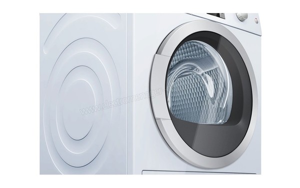 BOSCH WTW87490FF - Hublot (cr&eacute;dit : Boulanger)