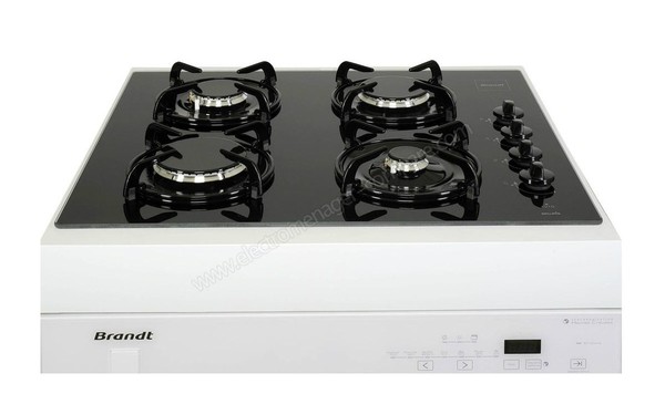 BRANDT DKH810 - La table de cuisson (cr&eacute;dit : Darty)