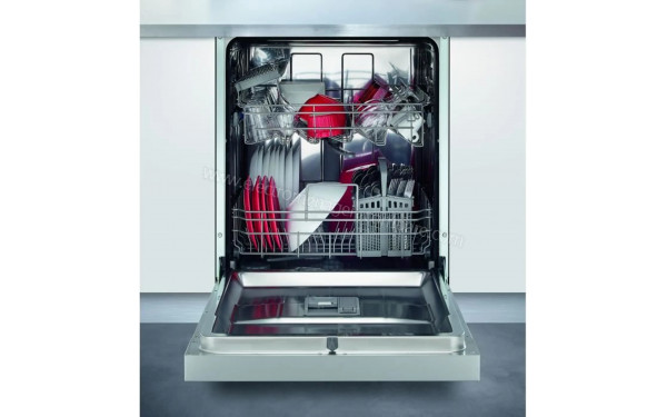 BRANDT LVE334X - Vue de l'int&eacute;rieur