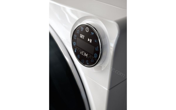 CANDY BWM1410PH7/1-S Bianca - Vue des commandes (cr&eacute;dit : Boulanger)