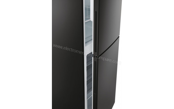 CANDY CCT3L517EB - Zoom sur les poign&eacute;es int&eacute;gr&eacute;es