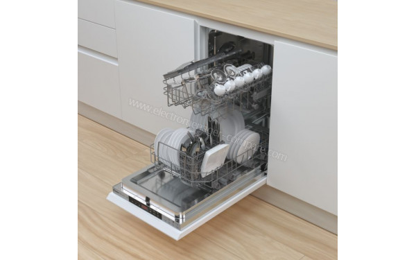 CANDY CDIH2T1047 - Vue de l'int&eacute;rieur