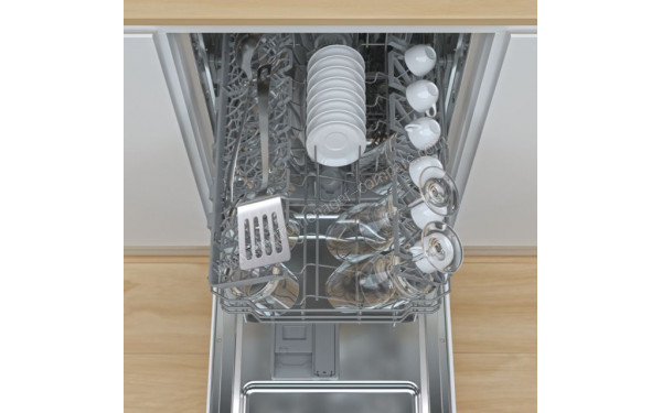 CANDY CDIH2T1047 - Vue du panier sup&eacute;rieur