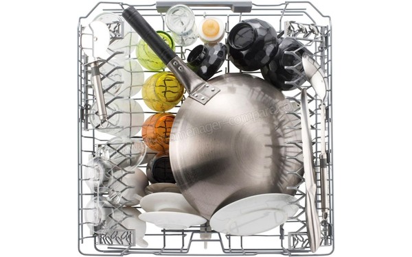 CANDY CDPM8563 - Vue du panier sup&eacute;rieur (cr&eacute;dit : Boulanger)