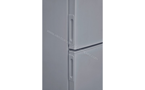 CANDY CDV1S514FS - Zoom sur les poign&eacute;es int&eacute;gr&eacute;es