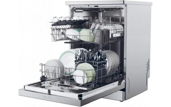 CANDY CF3C7L0S - Vue des paniers