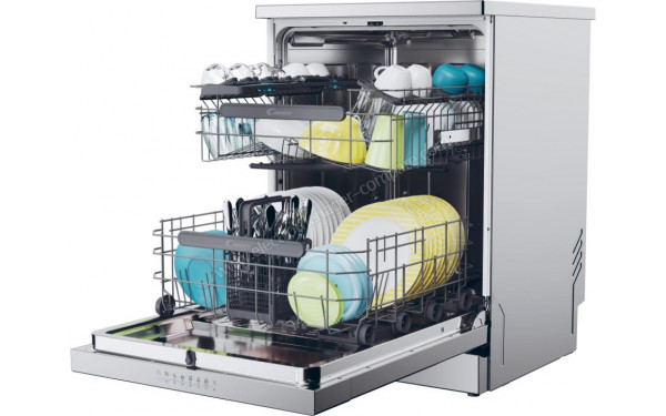 CANDY CF5C1F0X - Vue de l'int&eacute;rieur