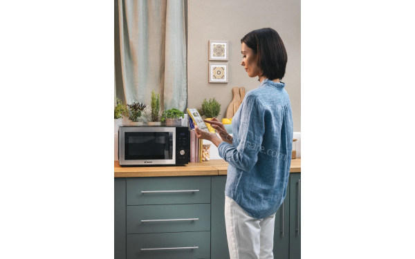 CANDY CMCA29EDLB/ST - Mise en situation