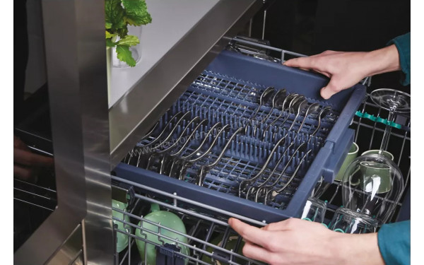 CANDY CNF4A4S3PSX - Vue du tiroir sup&eacute;rieur