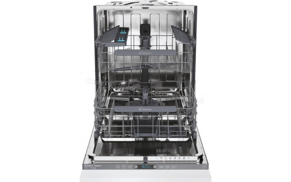 CANDY CS5C4F0A1 - Vue du panier inf&eacute;rieur et sup&eacute;rieur