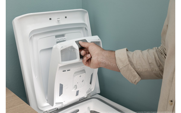 CANDY TCA273D3-S - Zoom sur les bacs lessiviels