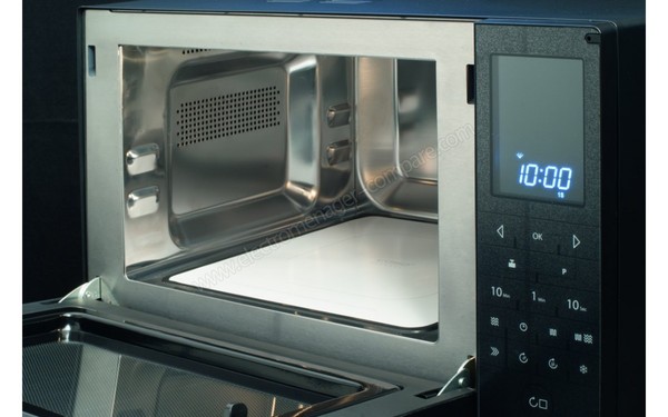 CASO IMG23 - Vue 3/4 droite, panneau de commandes