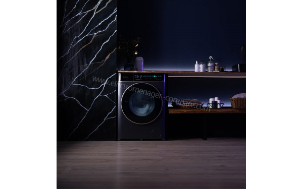 CECOTEC Bolero DressCode 8900 Inverter FullColor Ice Blue A - Mise en situation