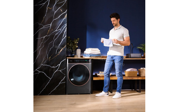 CECOTEC Bolero DressCode 9900 Inverter FullColor Steel A - Mise en situation