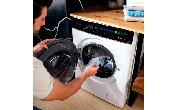 CECOTEC Bolero DressCode 9900 Autodose Inverter FullColor A - Mise en situation