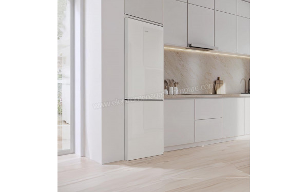 CECOTEC Bolero CoolMarket Combi 322i White Glass D - Mise en situation