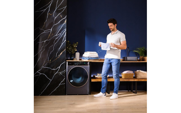 CECOTEC Bolero DressCode 10900 Inverter FullColor Ice Blue A - Mise en situation