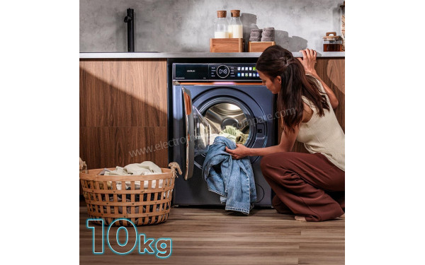 CECOTEC Bolero DressCode 10980 Direct Drive Blue A - Mise en situation