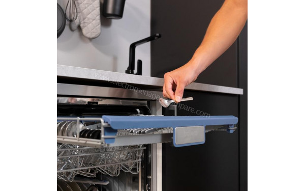 CECOTEC Bolero Aguazero 6800 Stainless Steel - Vue du tiroir sup&eacute;rieur