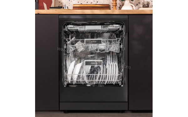 CECOTEC Bolero Aguazero 6200 Dark D - Mise en situation