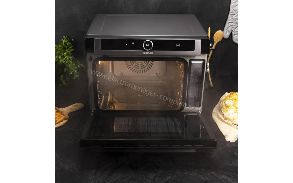 CECOTEC Bake&Steam 4000 Combi Gyro - Vue de l'int&eacute;rieur