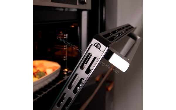 CECOTEC Bolero Hexa M226000 Inox A - Vue de la porte