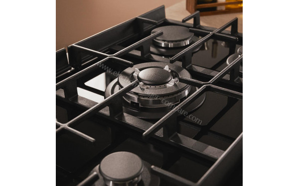 CECOTEC Bolero Squad G 3400F Glass Black - Zoom sur les foyers &agrave; gaz