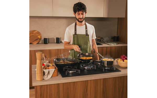 CECOTEC Bolero Squad G 5400S Nano Glass - Mise en situation