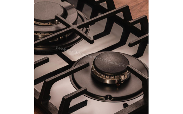 CECOTEC Bolero Squad G 2200F Glass Black - Zoom sur le foyer &agrave; gaz