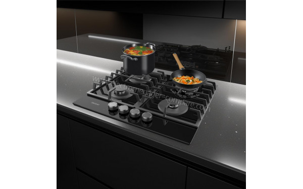 CECOTEC Bolero Squad G 4200F Glass Black - Mise en situation