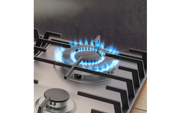 CECOTEC Bolero Squad G 4200F Inox - Zoom sur le foyer &agrave; gaz