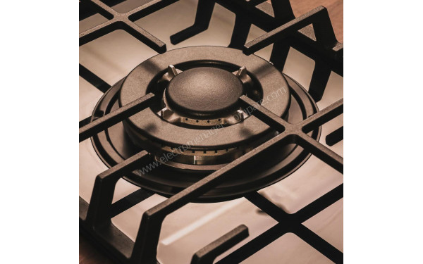 CECOTEC Bolero Squad GN 1200F Glass Black - Zoom sur le foyer &agrave; gaz