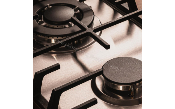 CECOTEC Bolero Squad GN 2200F Inox - Zoom sur les foyers &agrave; gaz