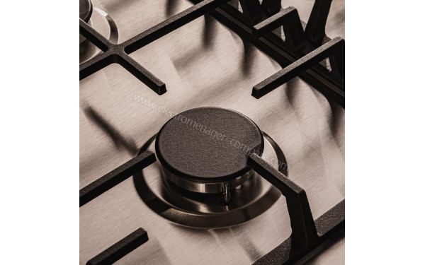 CECOTEC Bolero Squad GN 4200F Inox - Zoom sur le foyer &agrave; gaz