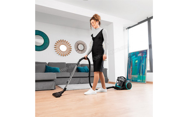 CECOTEC Conga Popstar 3000 X-Treme Animal Pro - Mise en situation