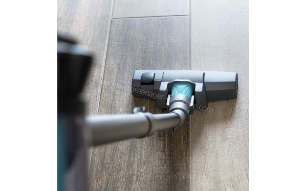 CECOTEC Conga ThunderBrush 560 - Mise en situation