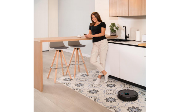 CECOTEC Conga 8290 Immortal Ultra Power Genesis - Mise en situation