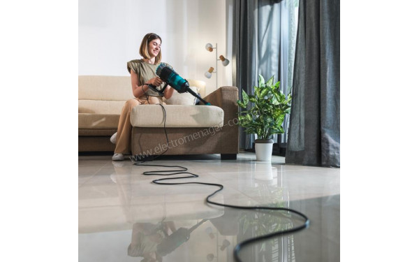 CECOTEC Conga 700 PowerHead - Mise en situation