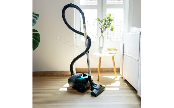 CECOTEC Conga Powerbag 2000 Compact Plus - Mise en situation