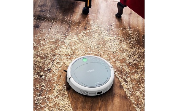 CECOTEC Conga Slim 890 - Vue du dessus, en utilisation