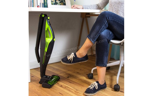 CECOTEC Conga Duo Stick Power 25.9 V - Position parking